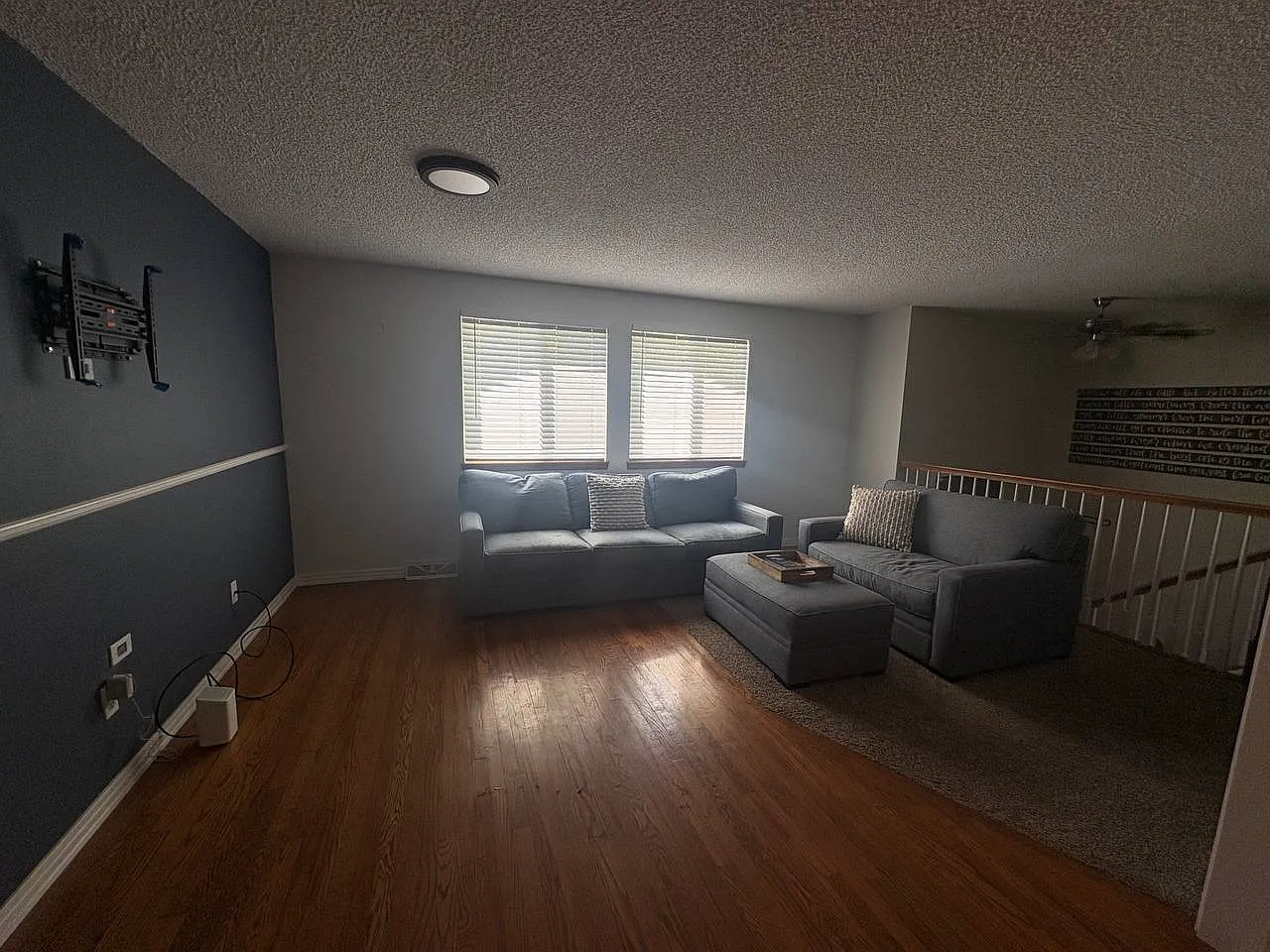 4 bed, 2305 sqft, $1,000 — Photo 3