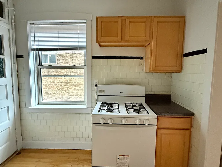 5618 N Kimball Ave #2C — Photo 3
