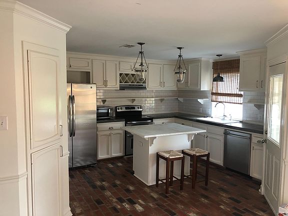 2nd image of 17205 Northlake Dr