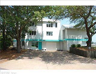 2nd image of 2996 Island Ln