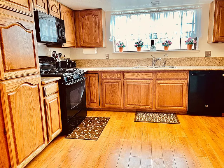 2611 S Durango Dr #204 — Photo 13