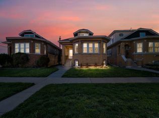 2124 Wisconsin Ave, Berwyn, IL 60402