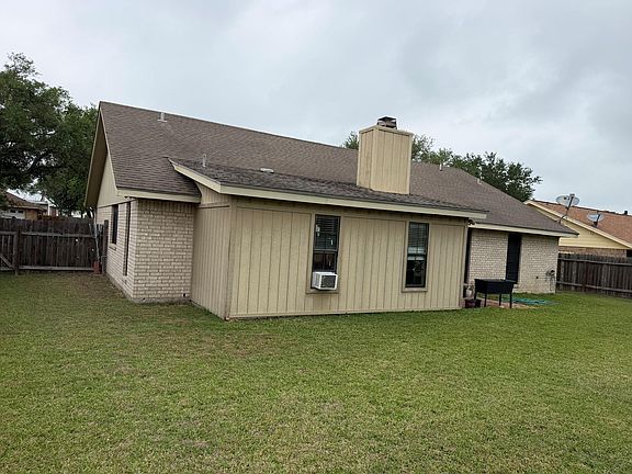 3rd image of 108 Timberline Dr