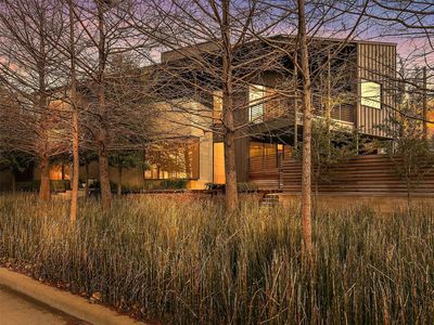 60 Vanguard Way, Dallas, TX, 75243