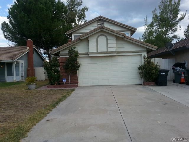 2nd image of 1845 Cherrytree Dr