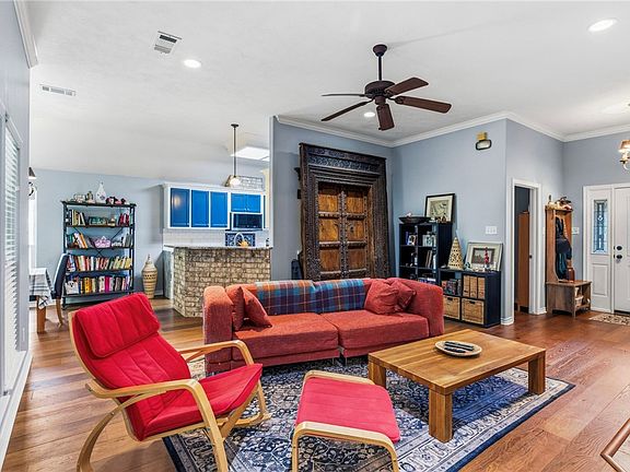 2nd image of 2342 Kendal Green Cir