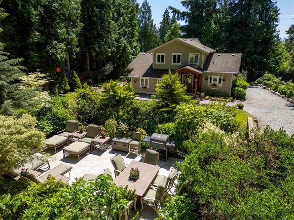 2596 Miles Rd, Sunshine Coast, BC V0N 2W4