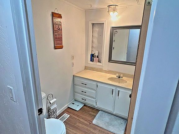 5th image of 205 SE Lynn Blvd Unit 20