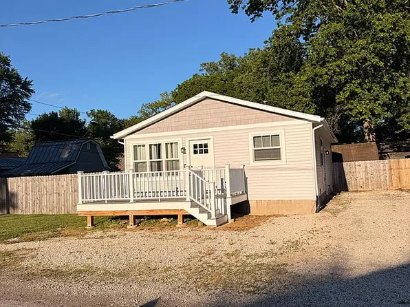 418 Northvale Dr, Chippewa Lake, OH 44215