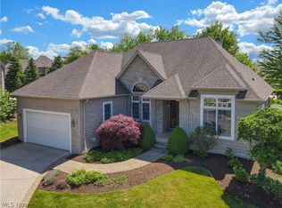 105 Nantucket Ct, Bratenahl, OH