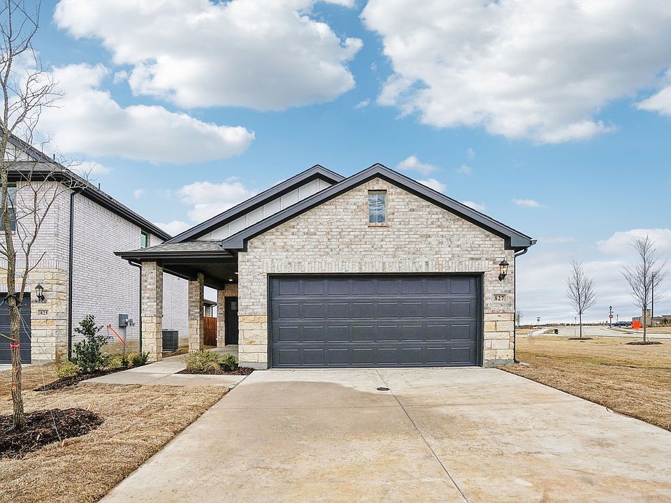 1st image of 827 Honeydew Ln