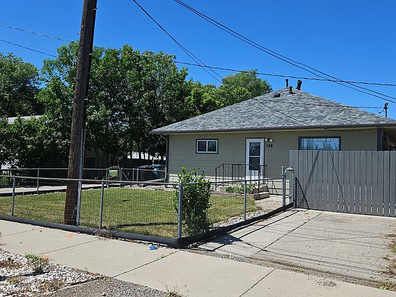 2nd image of 128 Rhea Ln