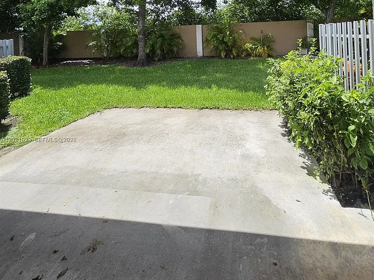1275 SW 48th Ter #1275 — Photo 14