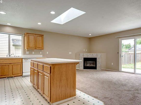 5th image of 16002 NE 83rd Cir