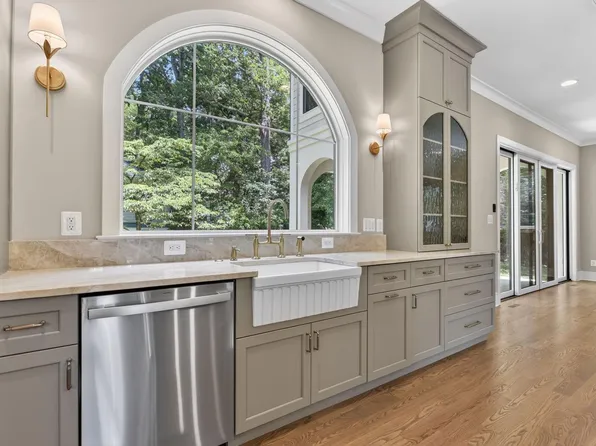 Runnymeade with chef's kitchen Plan, PCI -20016