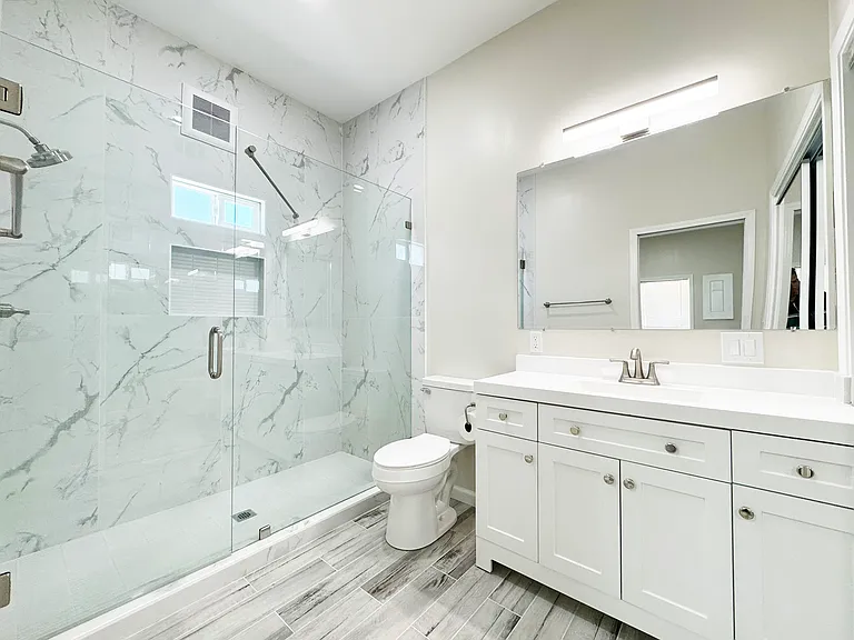 2400 River Rd — Photo 3