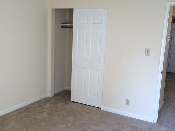 4th image of 1029 Gardenwood Dr