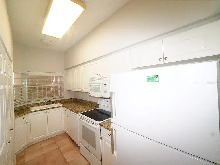 4252 Central Sarasota Pkwy #413 — Photo 4