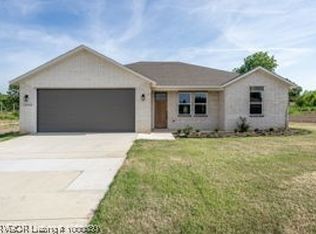 1204 Lavender Rd, Bonanza, AR 72916