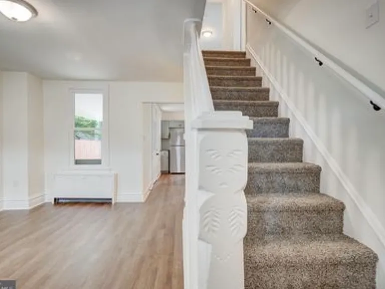 246 Park St — Photo 17
