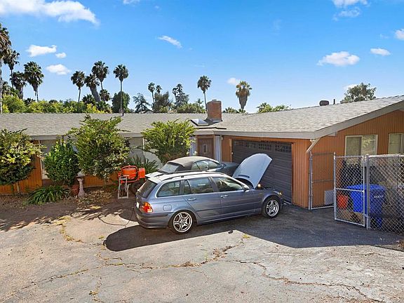 5th image of 609 Roca Pl