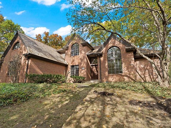 5th image of 16724 W Old Orchard Dr