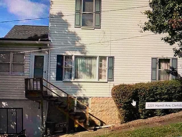 2nd image of 2201 Hamill Ave