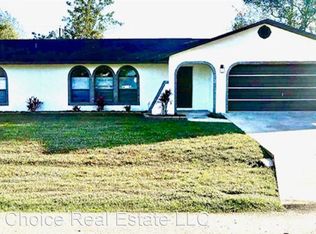814 Starland St SE, Palm Bay, FL 32909