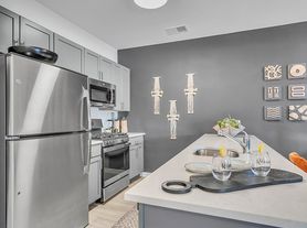 Summit Court Apartments