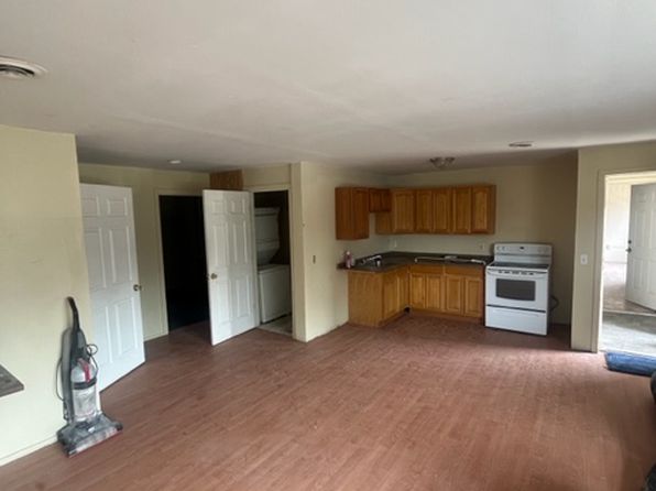 35 Water St