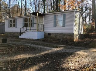 111 Davis St, Morganton, NC 28655