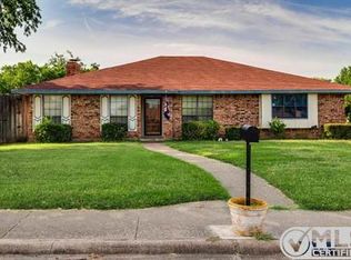 414 Blueridge Dr, Duncanville, TX 75137