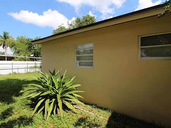 3rd image of 5535 NW 172nd Ter