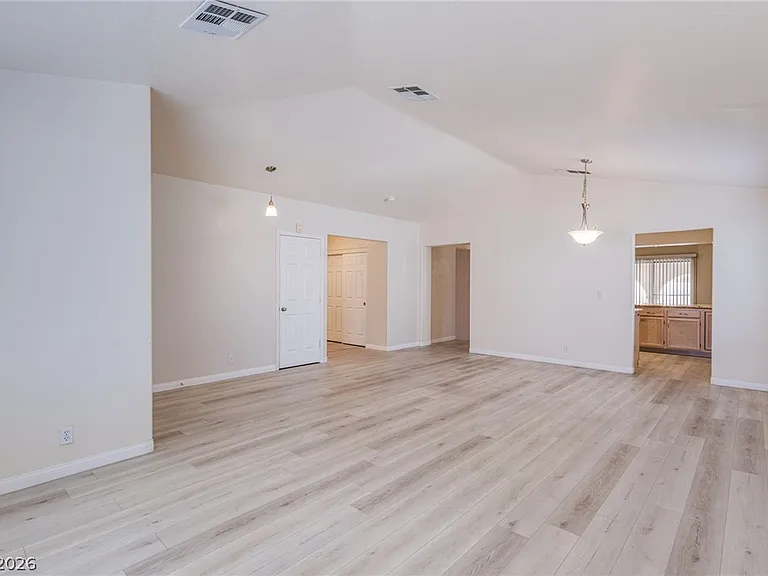 7812 Wedlock Ln — Photo 15