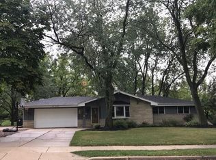 N87W15260 Kings Hwy, Menomonee Falls, WI 53051