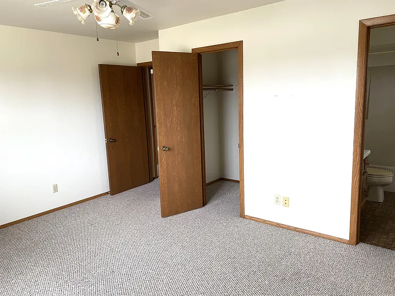 3202 Superior Ave #104 — Photo 8