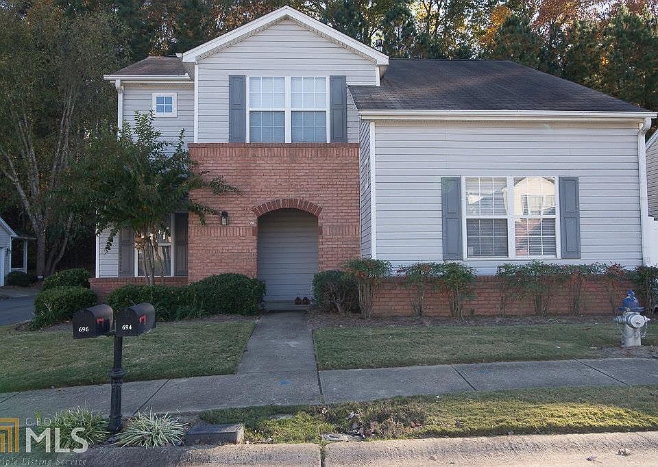 1st image of 694 Bedford Ct