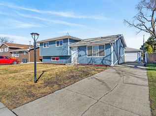 1006 W Ash St, Griffith, IN 46319