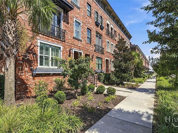 2nd image of 412 Port Street