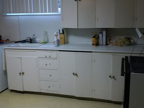 BASEMENT kitchen