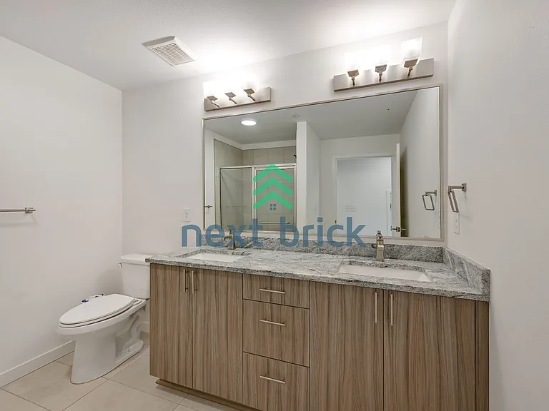 1438 158th Ct NE — Photo 14