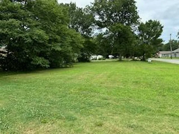 501 SW Broad St, Hoxie, AR 72433