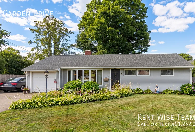 33 Garden Dr — Photo 1