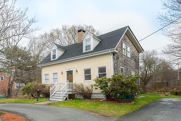 1st image of 863 Hancock St