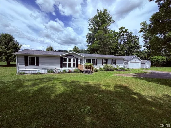 2263 E River Rd, Cortland, NY 13045