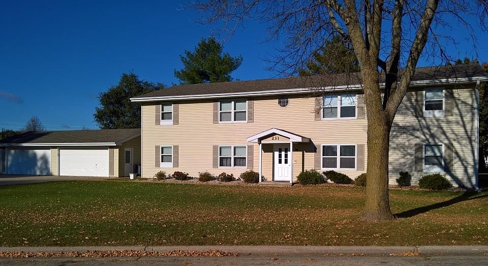 1st image of 231 Ash St #4