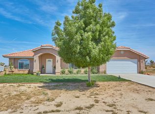 12377 La Mirada Rd, Phelan, CA 92371