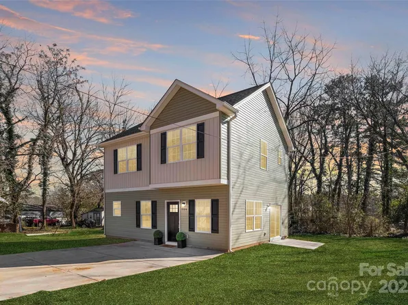 1117 Thayer Glen Ct, Charlotte, NC 28213