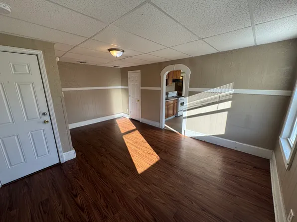 35 Fulton St #2, Lowell, MA 01850