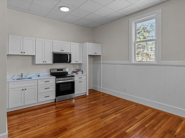 75 County Street 6, Seekonk, MA 02771